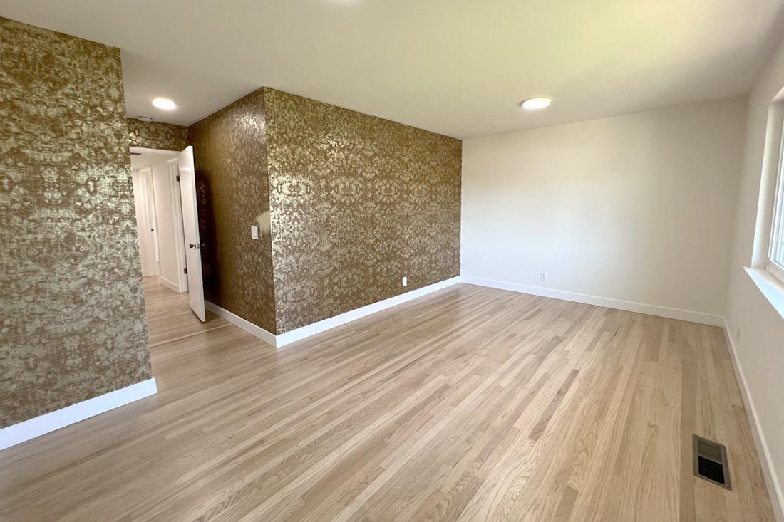 Detail Gallery Image 14 of 21 For 12141 Viewoak Dr, Saratoga,  CA 95070 - 4 Beds | 2/1 Baths