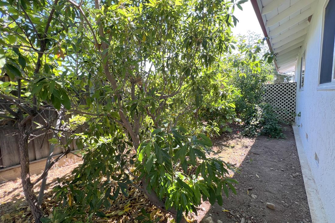 Detail Gallery Image 21 of 21 For 12141 Viewoak Dr, Saratoga,  CA 95070 - 4 Beds | 2/1 Baths