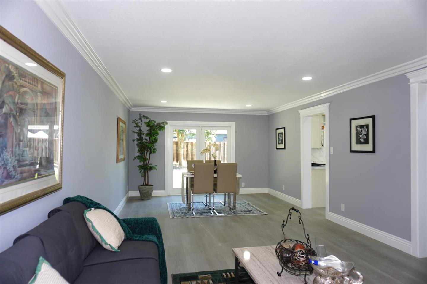 Detail Gallery Image 13 of 42 For 3342 San Saba Dr, San Jose,  CA 95148 - 4 Beds | 2/1 Baths