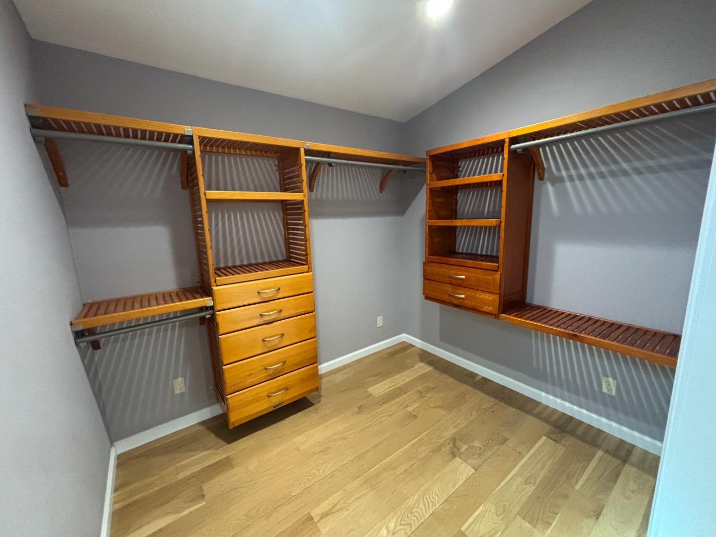 Detail Gallery Image 17 of 30 For 552 Summit Dr, Redwood City,  CA 94062 - 5 Beds | 6 Baths