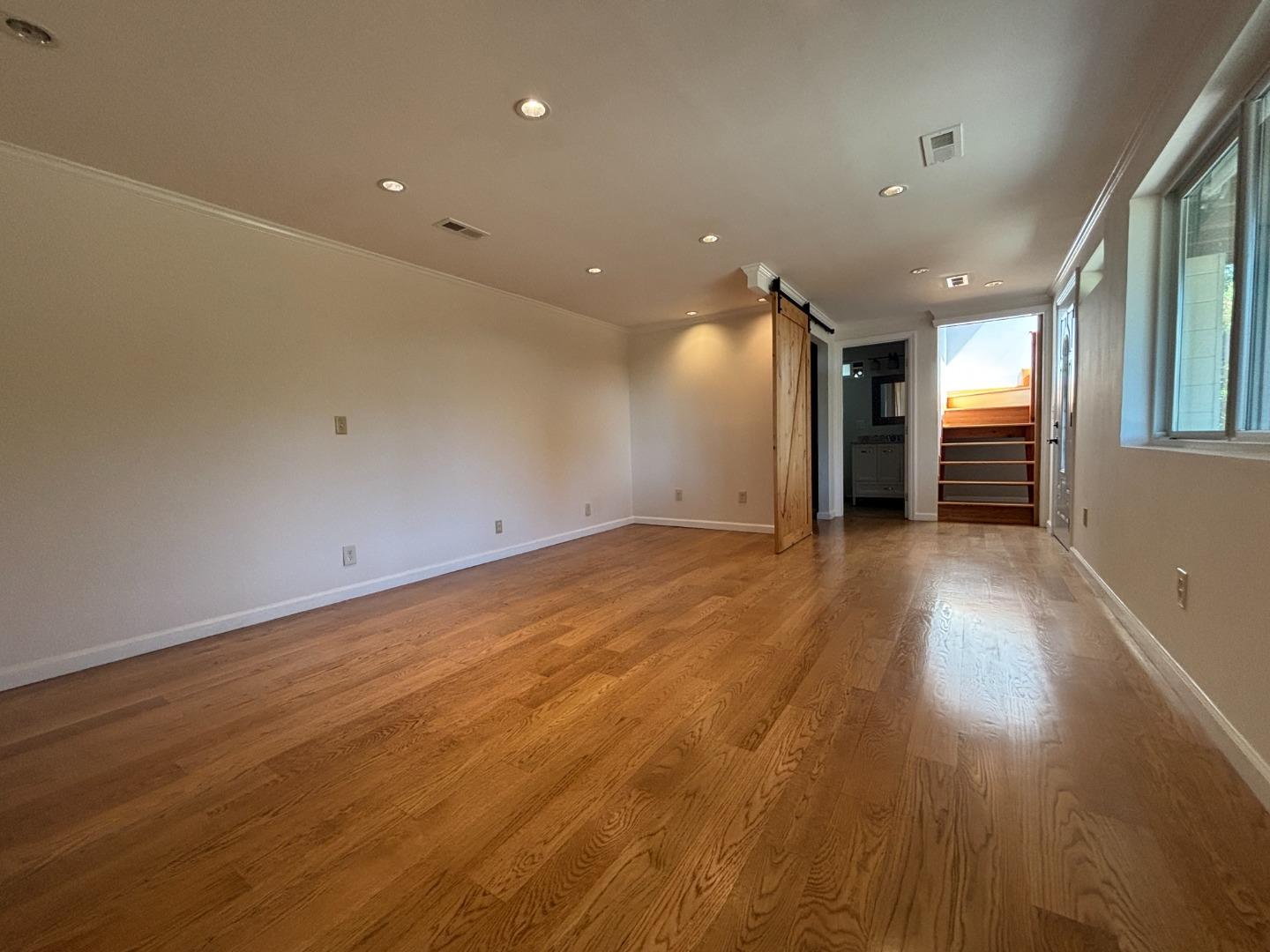 Detail Gallery Image 25 of 30 For 552 Summit Dr, Redwood City,  CA 94062 - 5 Beds | 6 Baths