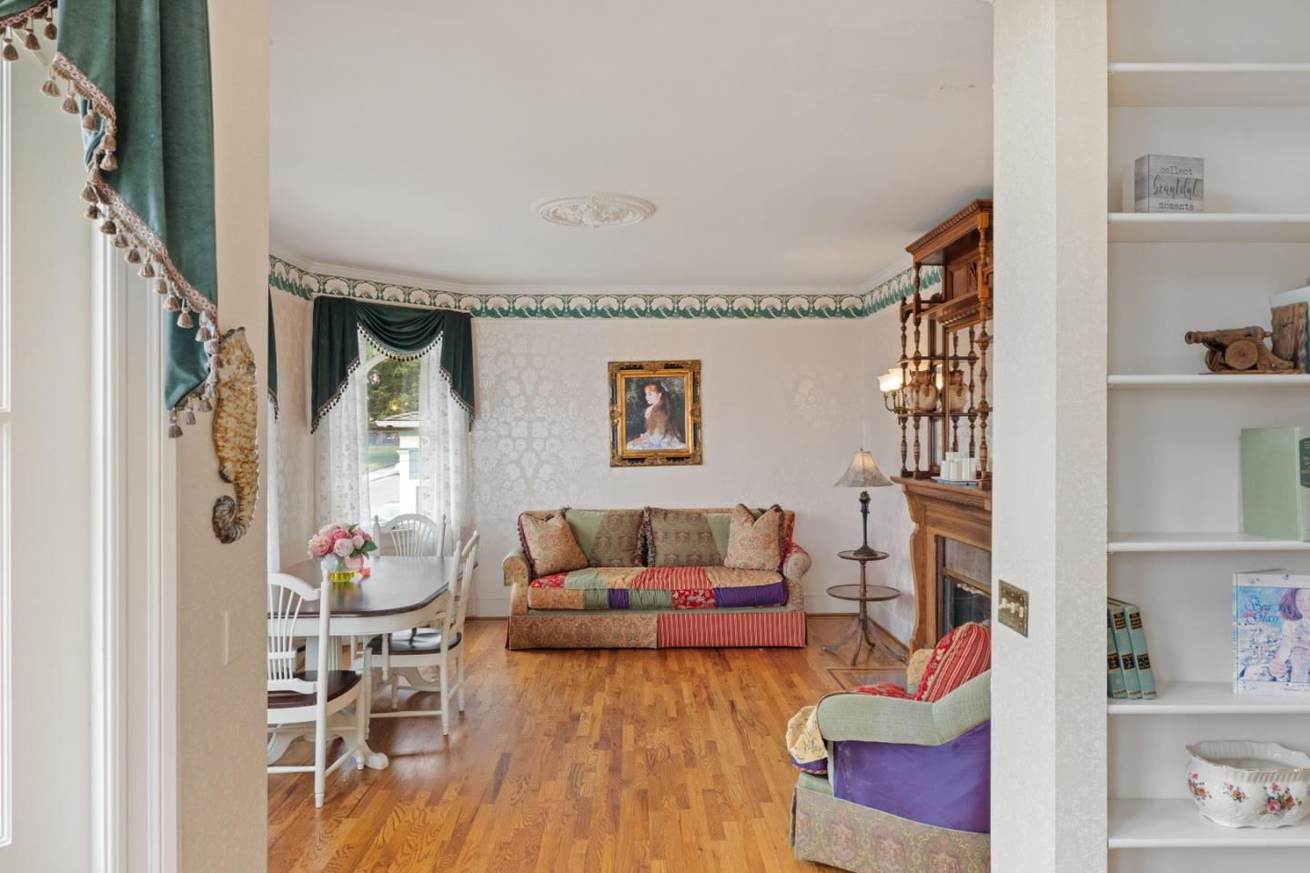 Detail Gallery Image 19 of 40 For 132 Forest Ave, Pacific Grove,  CA 93950 - 3 Beds | 2/1 Baths