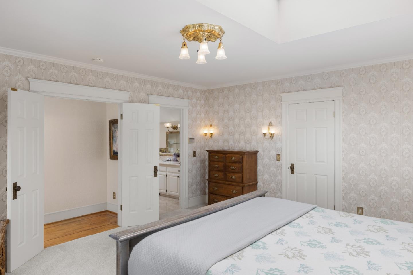 Detail Gallery Image 26 of 40 For 132 Forest Ave, Pacific Grove,  CA 93950 - 3 Beds | 2/1 Baths