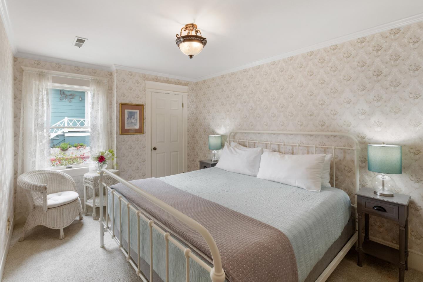 Detail Gallery Image 34 of 40 For 132 Forest Ave, Pacific Grove,  CA 93950 - 3 Beds | 2/1 Baths