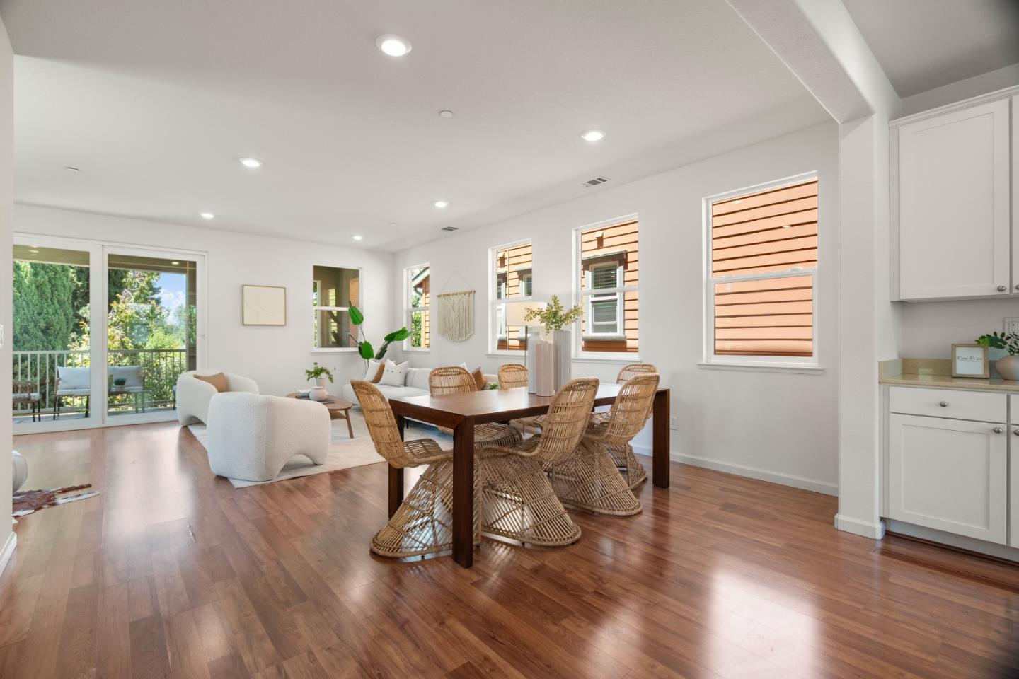 Detail Gallery Image 11 of 45 For 1789 Infinity Way, San Jose,  CA 95122 - 4 Beds | 3/1 Baths