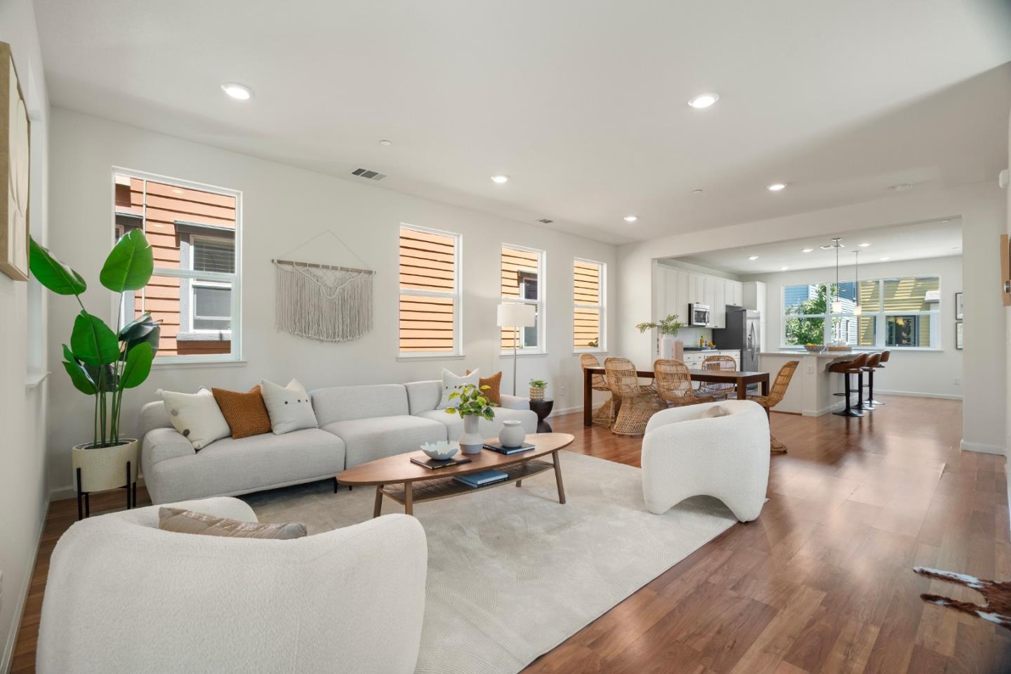 Detail Gallery Image 13 of 45 For 1789 Infinity Way, San Jose,  CA 95122 - 4 Beds | 3/1 Baths