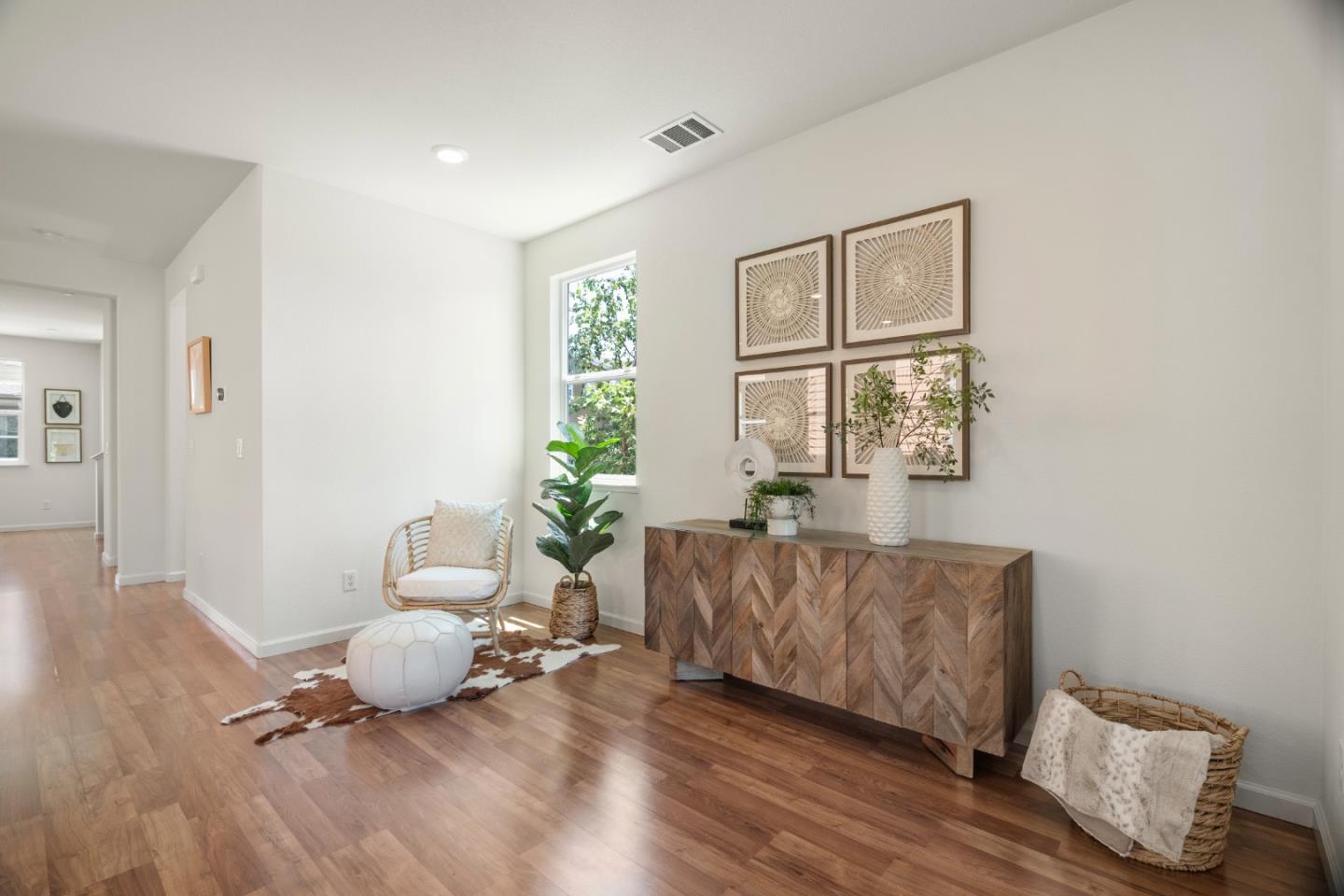 Detail Gallery Image 15 of 45 For 1789 Infinity Way, San Jose,  CA 95122 - 4 Beds | 3/1 Baths