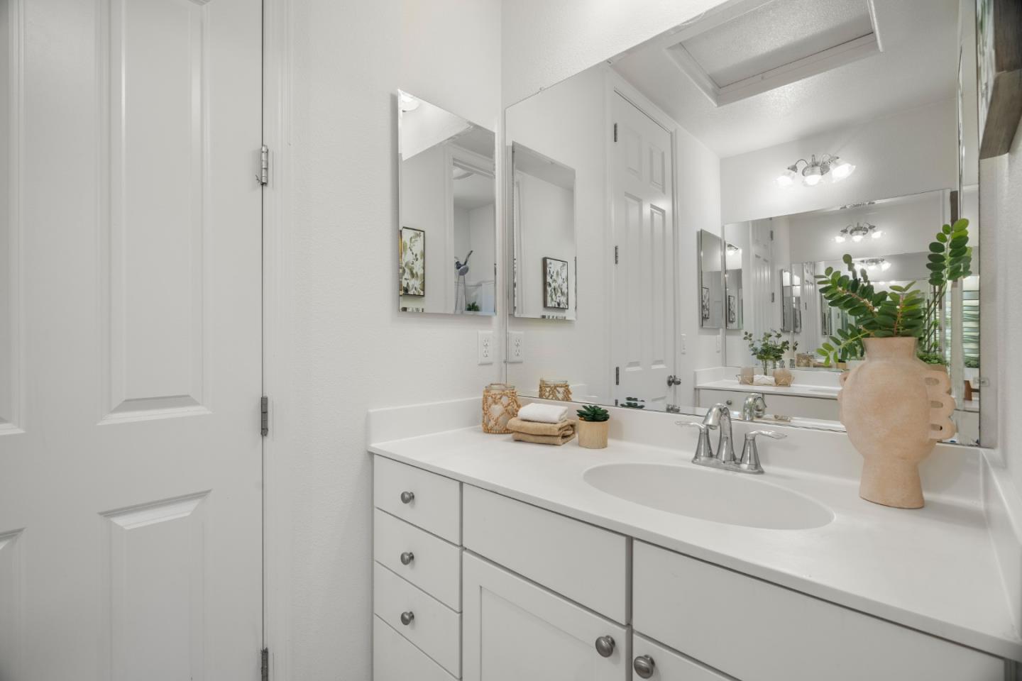 Detail Gallery Image 22 of 45 For 1789 Infinity Way, San Jose,  CA 95122 - 4 Beds | 3/1 Baths