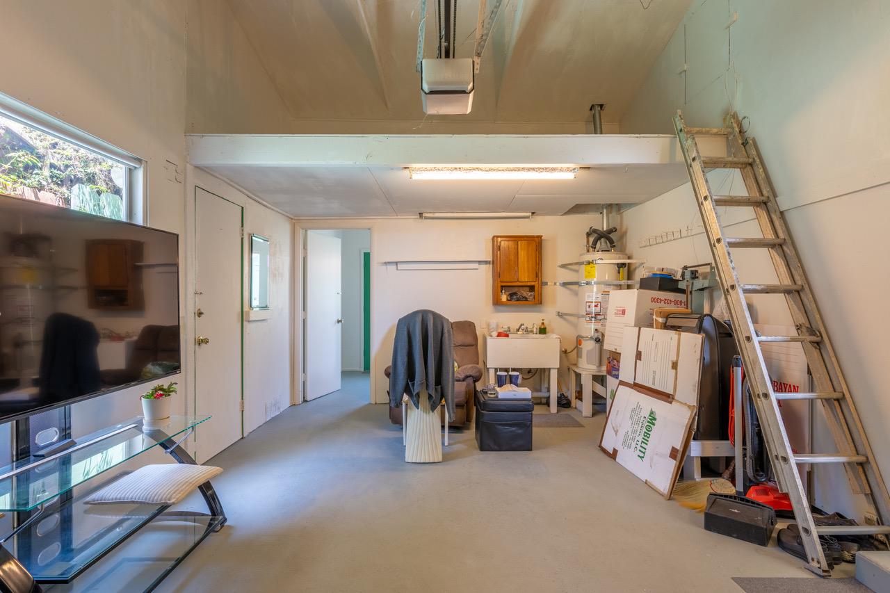 Detail Gallery Image 12 of 20 For 1700 Luxton St, Seaside,  CA 93955 - 2 Beds | 1 Baths