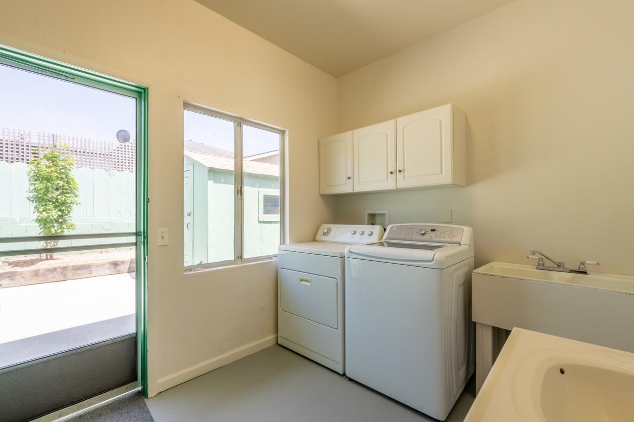 Detail Gallery Image 14 of 20 For 1700 Luxton St, Seaside,  CA 93955 - 2 Beds | 1 Baths