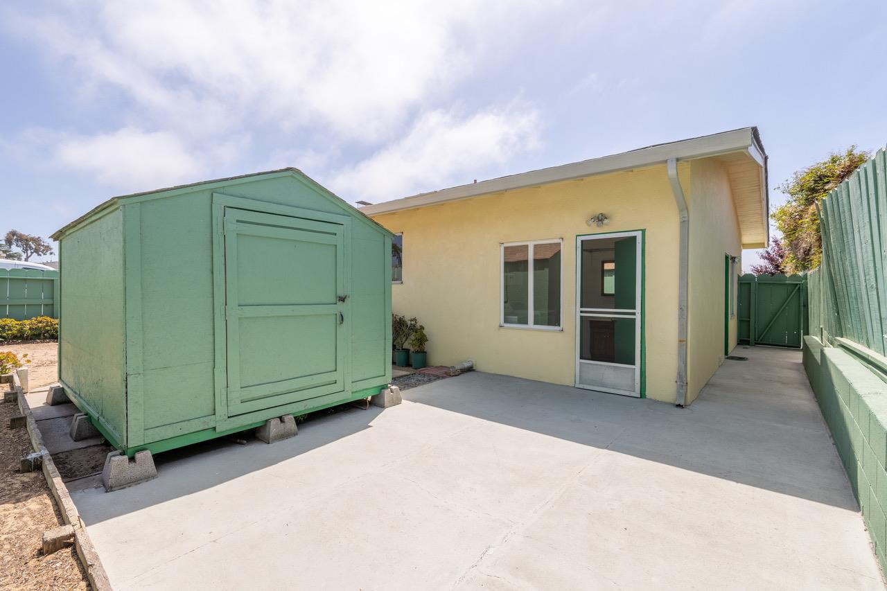 Detail Gallery Image 15 of 20 For 1700 Luxton St, Seaside,  CA 93955 - 2 Beds | 1 Baths