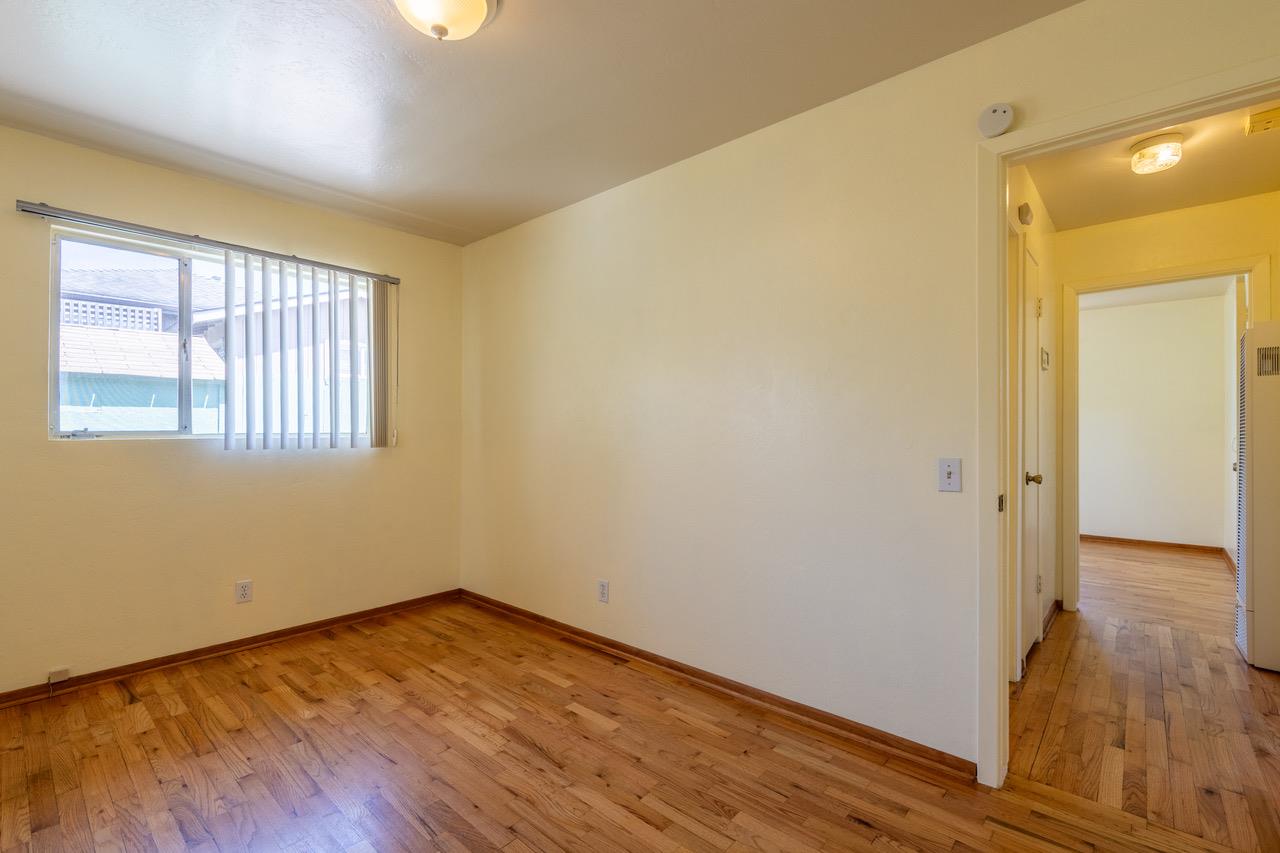 Detail Gallery Image 9 of 20 For 1700 Luxton St, Seaside,  CA 93955 - 2 Beds | 1 Baths