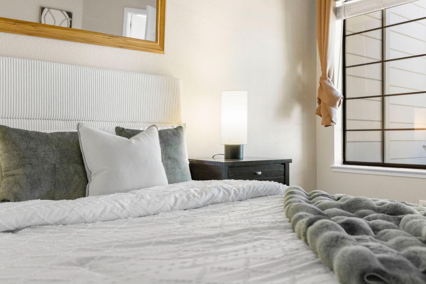 Detail Gallery Image 19 of 40 For 2784 Buena Point Ct, San Jose,  CA 95121 - 3 Beds | 2 Baths
