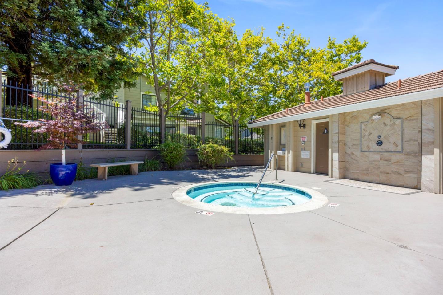 Detail Gallery Image 35 of 40 For 2784 Buena Point Ct, San Jose,  CA 95121 - 3 Beds | 2 Baths