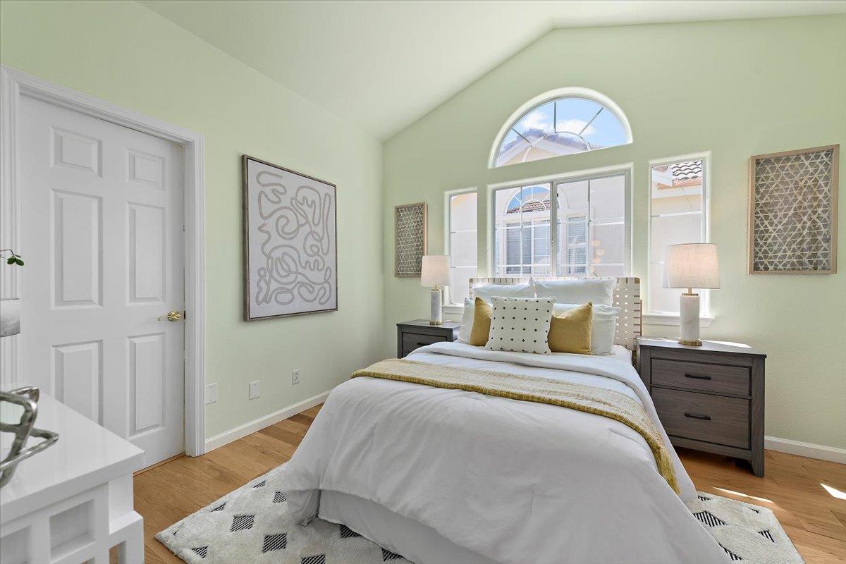 Detail Gallery Image 25 of 47 For 14 Arroyo View Cir, Belmont,  CA 94002 - 3 Beds | 2/1 Baths