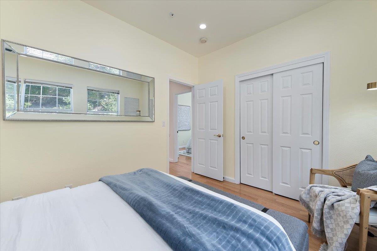 Detail Gallery Image 29 of 47 For 14 Arroyo View Cir, Belmont,  CA 94002 - 3 Beds | 2/1 Baths