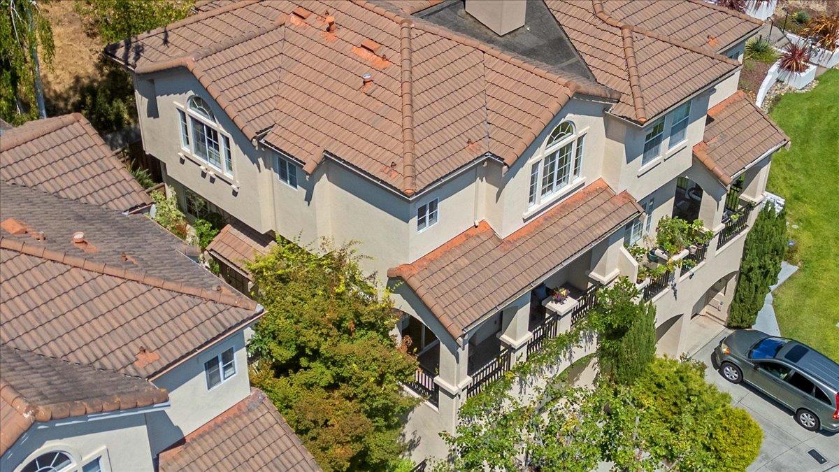 Detail Gallery Image 44 of 47 For 14 Arroyo View Cir, Belmont,  CA 94002 - 3 Beds | 2/1 Baths