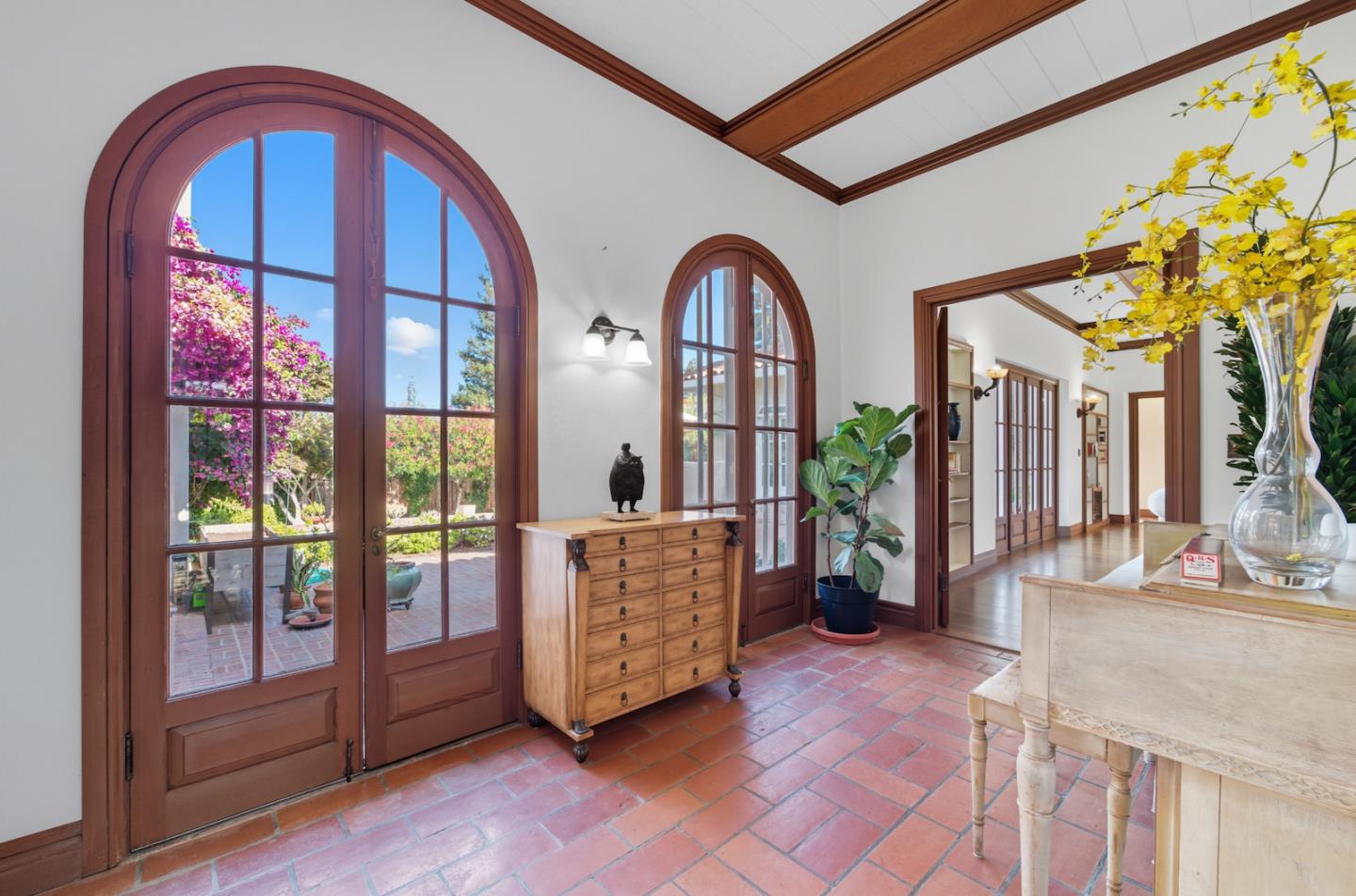 Detail Gallery Image 5 of 36 For 626 Occidental Ave, San Mateo,  CA 94402 - 4 Beds | 4 Baths