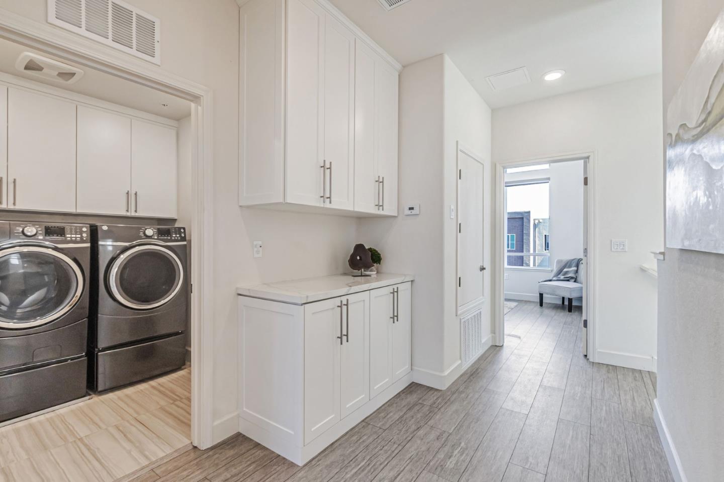 Detail Gallery Image 24 of 39 For 142 Agustin Narvaez St, San Jose,  CA 95136 - 4 Beds | 3/1 Baths