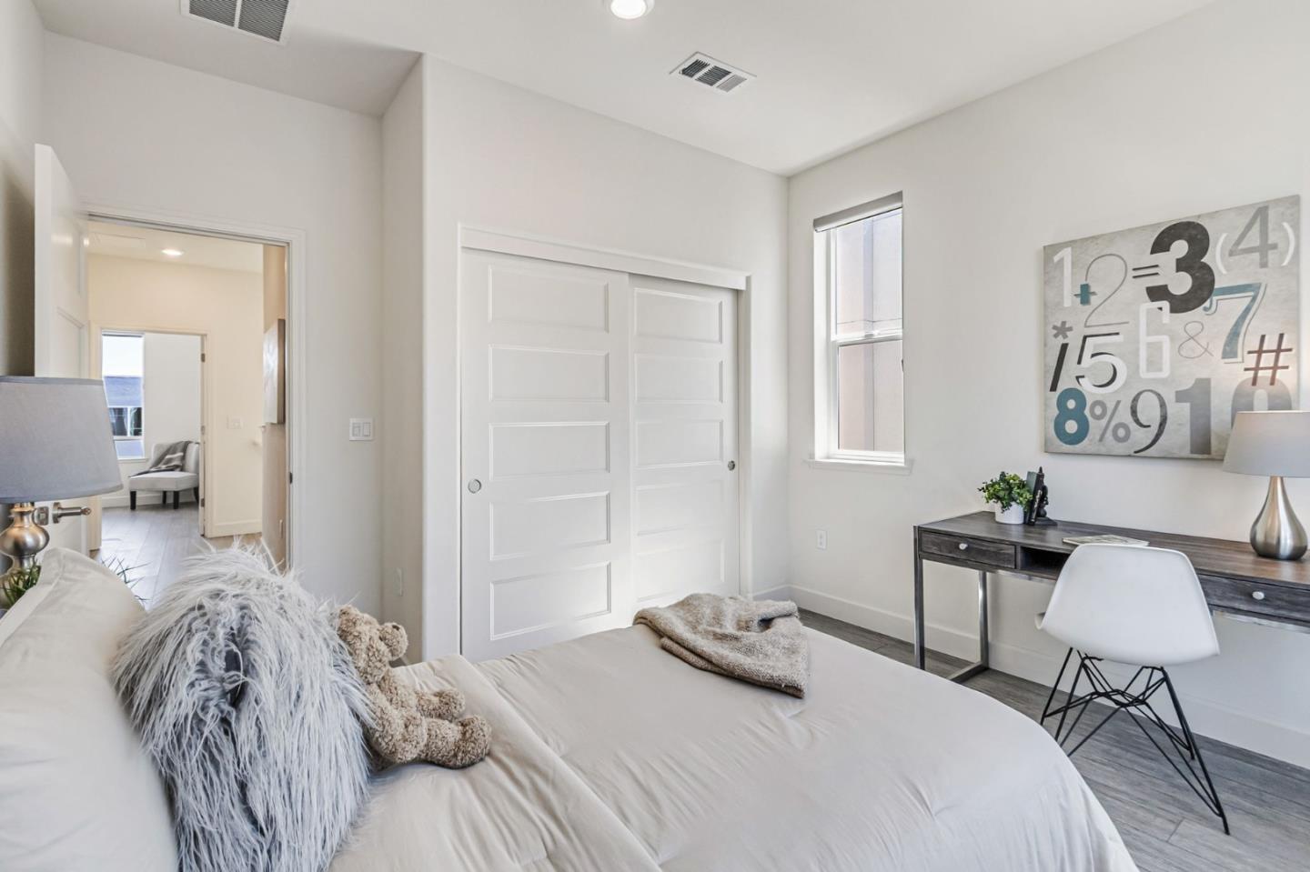 Detail Gallery Image 25 of 39 For 142 Agustin Narvaez St, San Jose,  CA 95136 - 4 Beds | 3/1 Baths