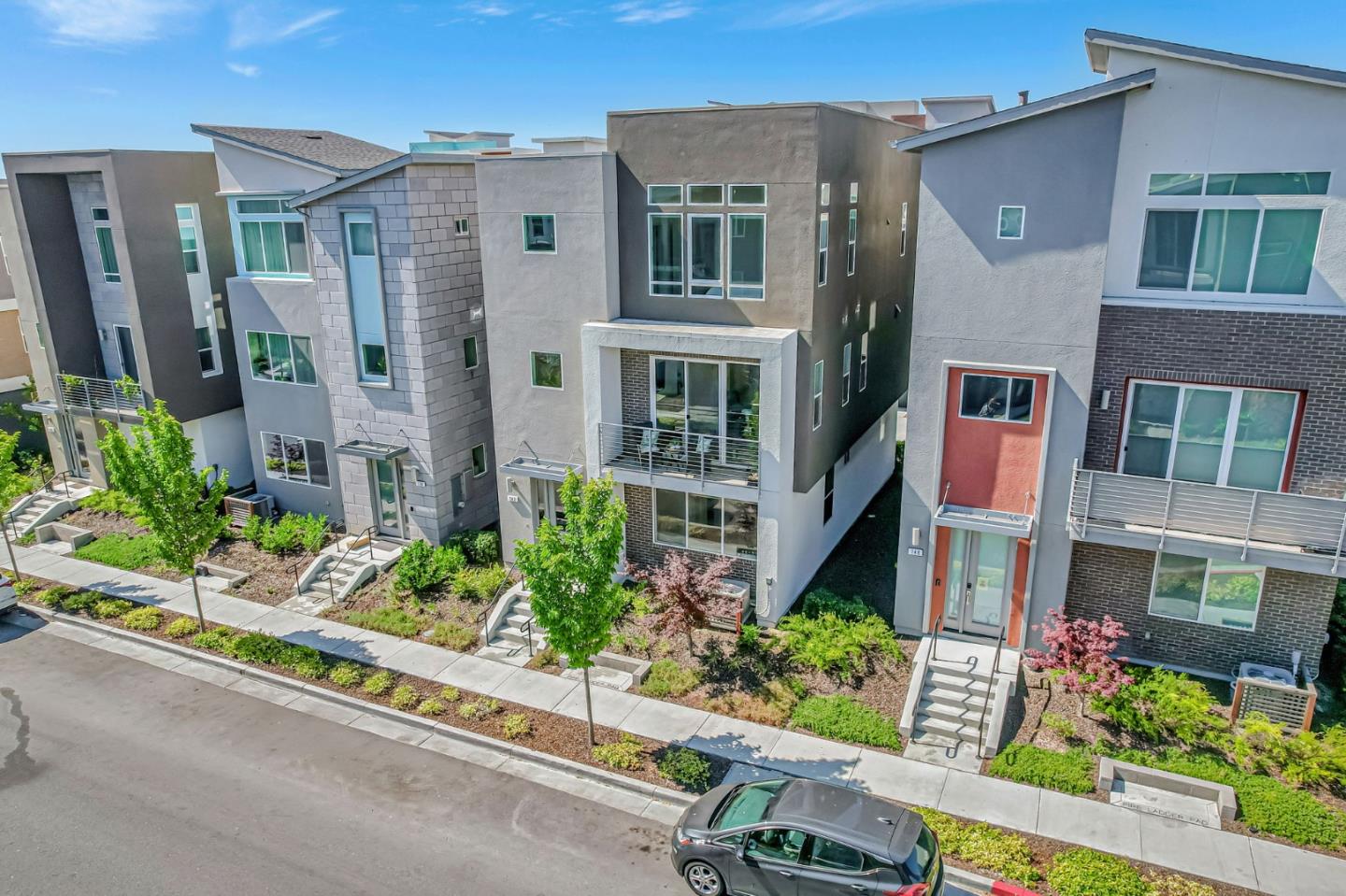 Detail Gallery Image 33 of 39 For 142 Agustin Narvaez St, San Jose,  CA 95136 - 4 Beds | 3/1 Baths
