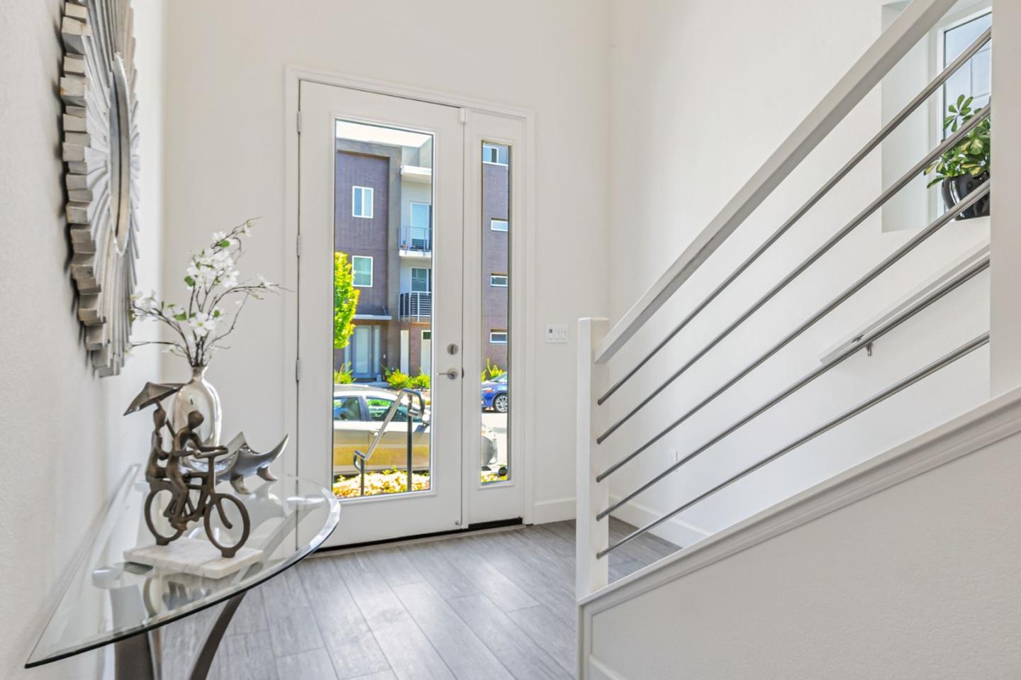 Detail Gallery Image 4 of 39 For 142 Agustin Narvaez St, San Jose,  CA 95136 - 4 Beds | 3/1 Baths