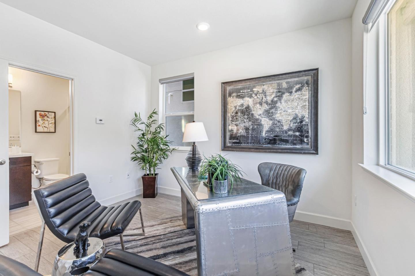 Detail Gallery Image 6 of 39 For 142 Agustin Narvaez St, San Jose,  CA 95136 - 4 Beds | 3/1 Baths