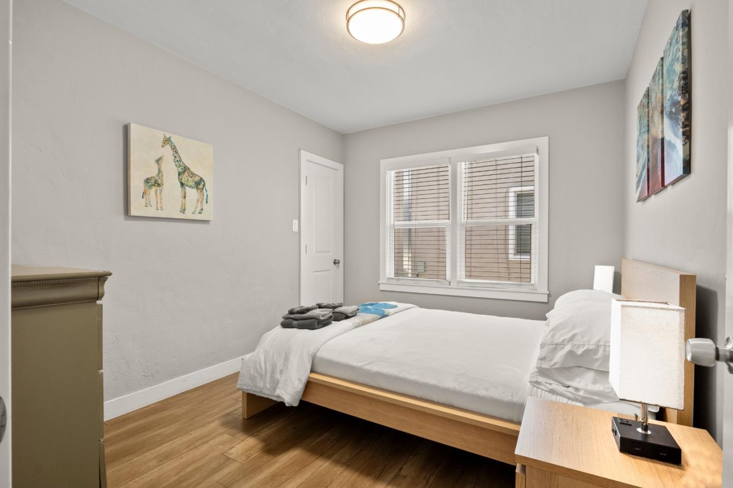 Detail Gallery Image 10 of 37 For 228 E Julian St, San Jose,  CA 95112 - 6 Beds | 4 Baths