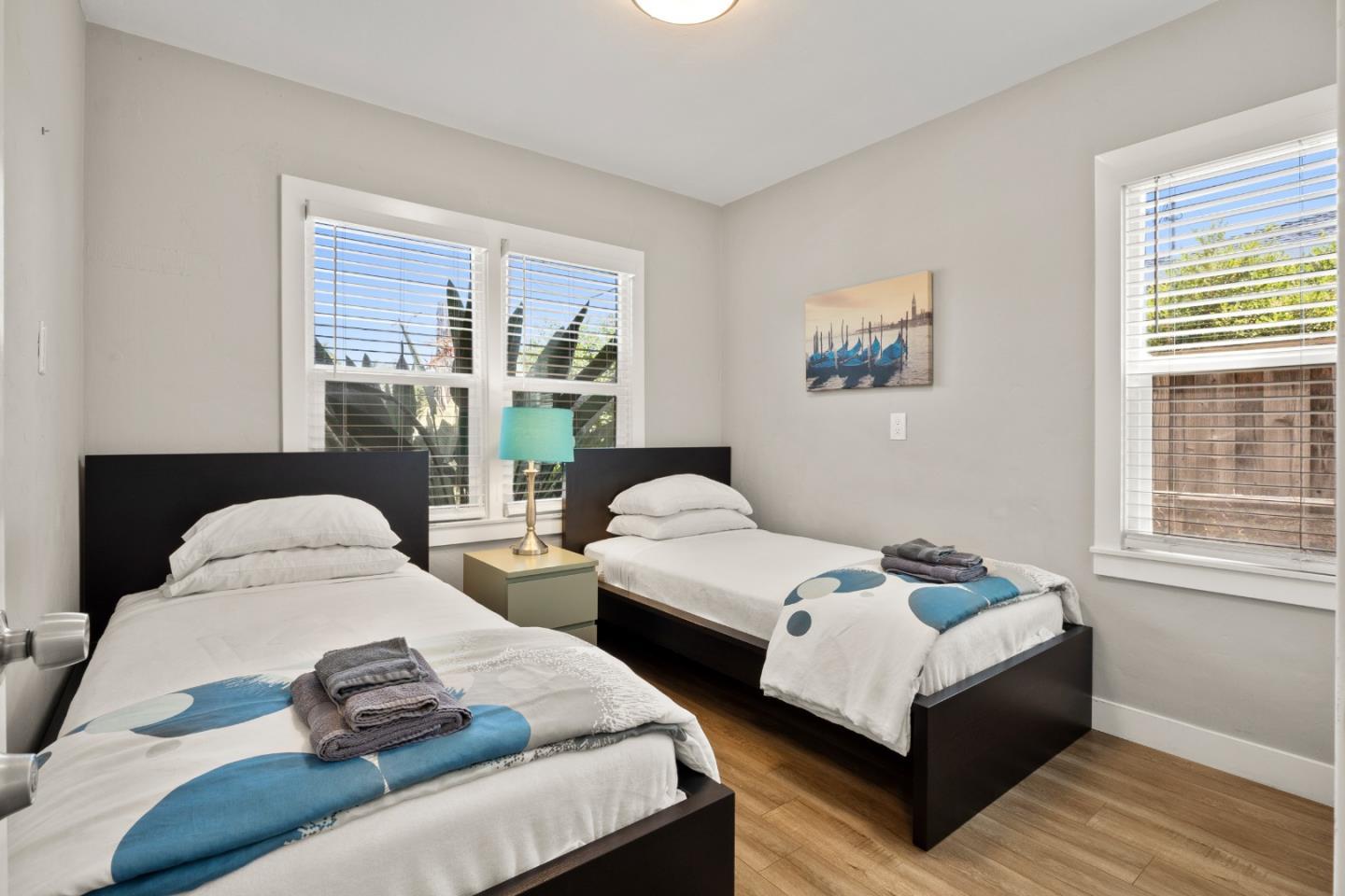 Detail Gallery Image 11 of 37 For 228 E Julian St, San Jose,  CA 95112 - 6 Beds | 4 Baths