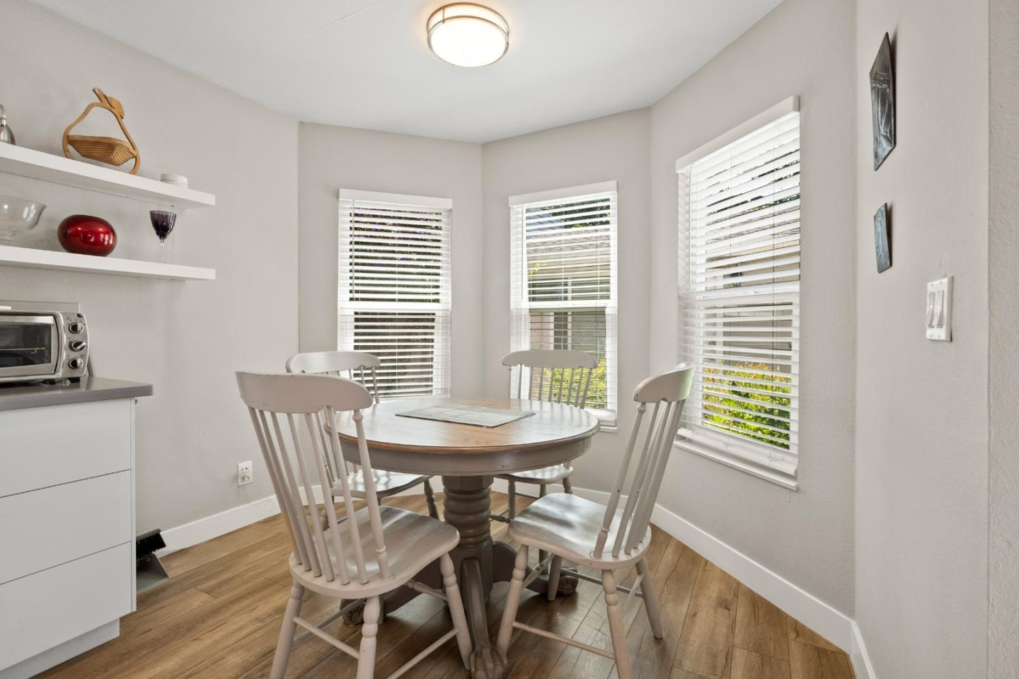 Detail Gallery Image 18 of 37 For 228 E Julian St, San Jose,  CA 95112 - 6 Beds | 4 Baths
