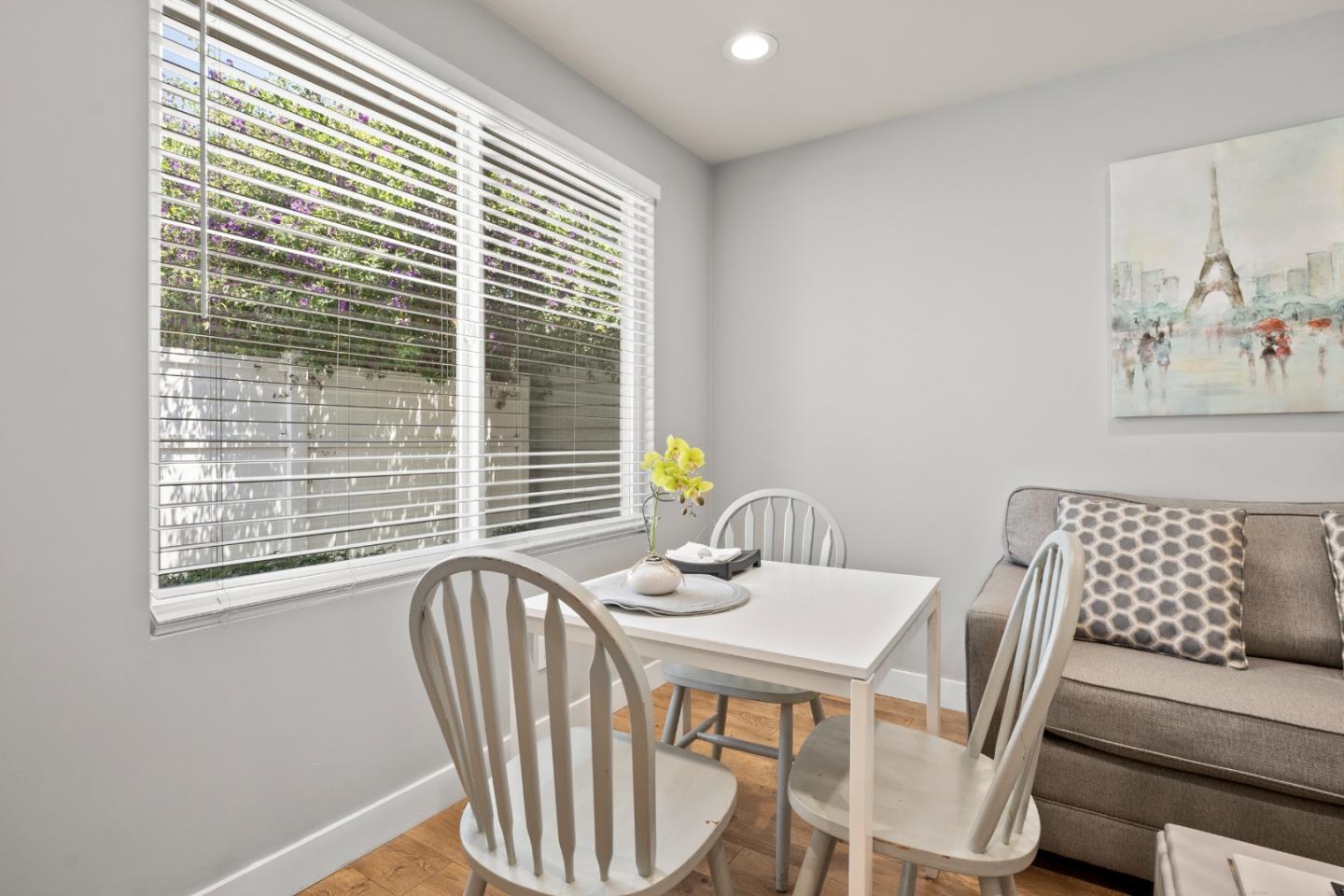Detail Gallery Image 32 of 37 For 228 E Julian St, San Jose,  CA 95112 - 6 Beds | 4 Baths
