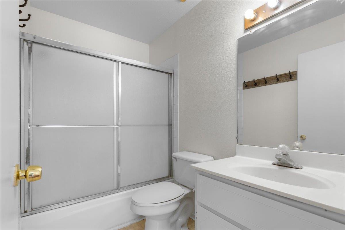 Detail Gallery Image 20 of 30 For 384 S 11th St, San Jose,  CA 95112 - 2 Beds | 2/1 Baths