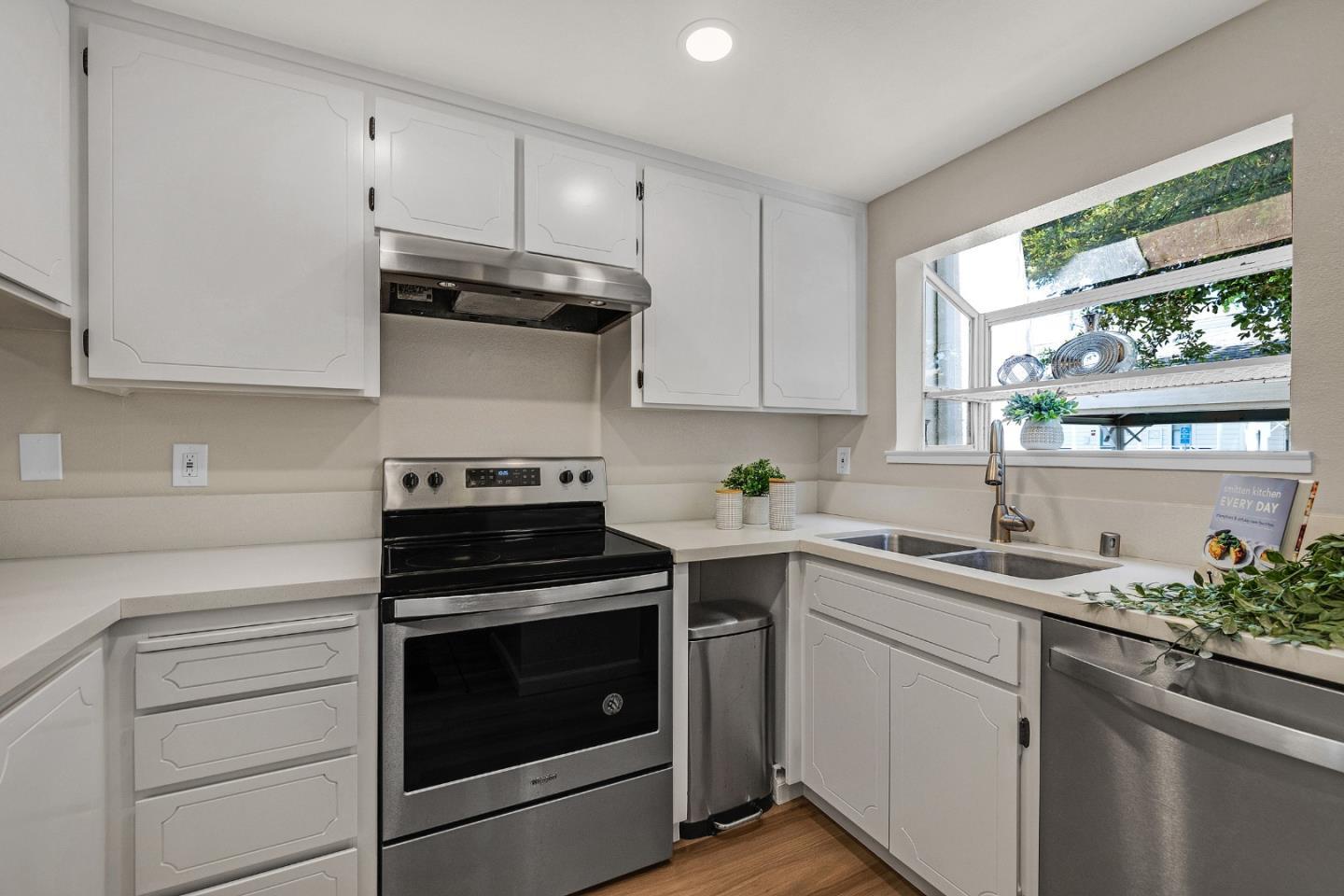 Detail Gallery Image 7 of 47 For 38652 Aurora Ter, Fremont,  CA 94536 - 2 Beds | 1/1 Baths