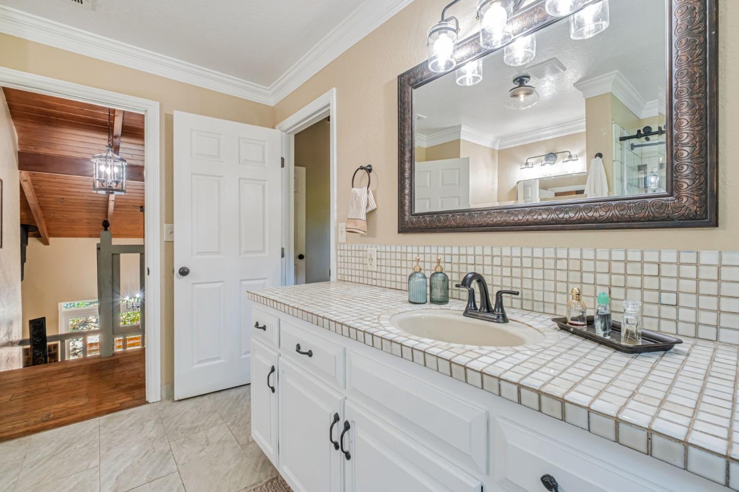 Detail Gallery Image 22 of 67 For 4858 Freedom Blvd, Aptos,  CA 95003 - 3 Beds | 3 Baths