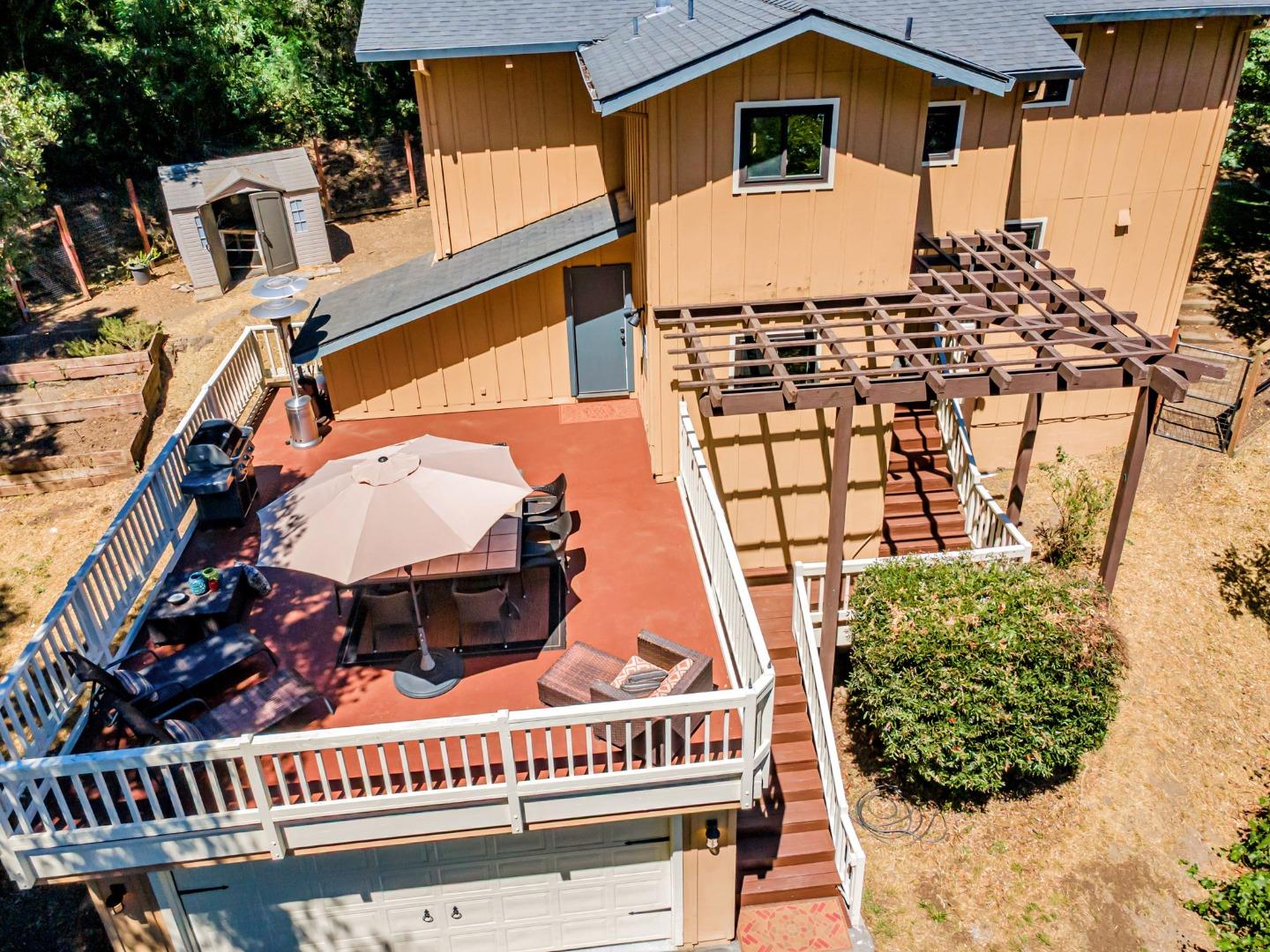 Detail Gallery Image 37 of 67 For 4858 Freedom Blvd, Aptos,  CA 95003 - 3 Beds | 3 Baths