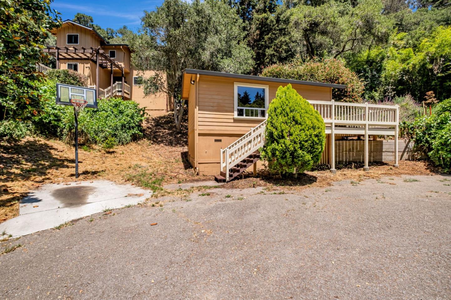 Detail Gallery Image 57 of 67 For 4858 Freedom Blvd, Aptos,  CA 95003 - 3 Beds | 3 Baths