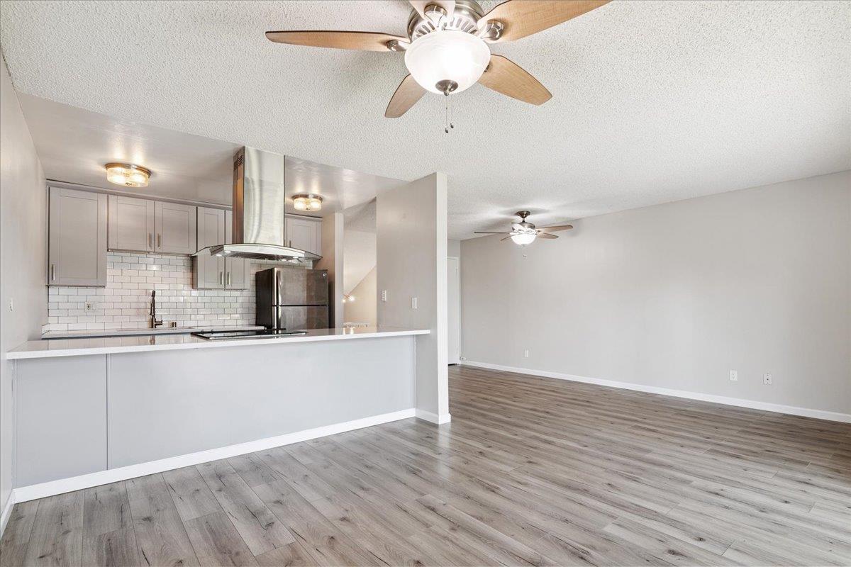 Detail Gallery Image 13 of 32 For 2420 Pleasant Hill Rd #4,  Pleasant Hill,  CA 94523 - 3 Beds | 1/1 Baths