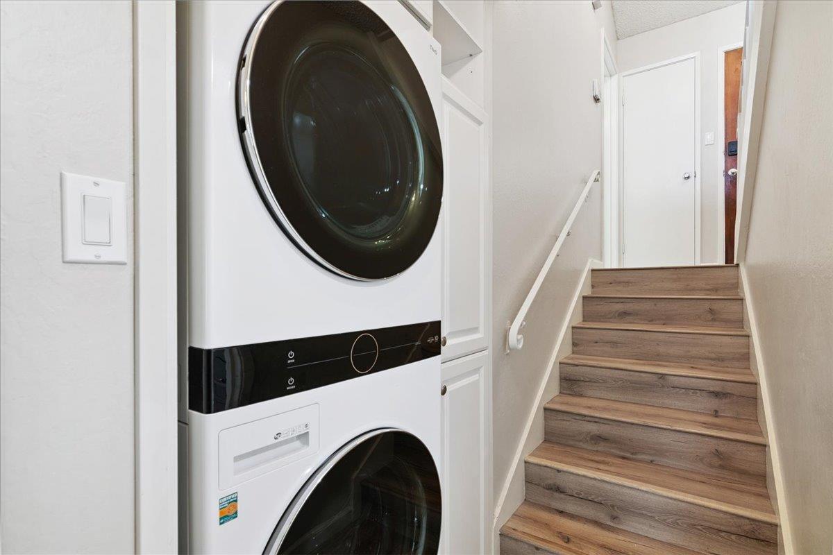 Detail Gallery Image 23 of 32 For 2420 Pleasant Hill Rd #4,  Pleasant Hill,  CA 94523 - 3 Beds | 1/1 Baths