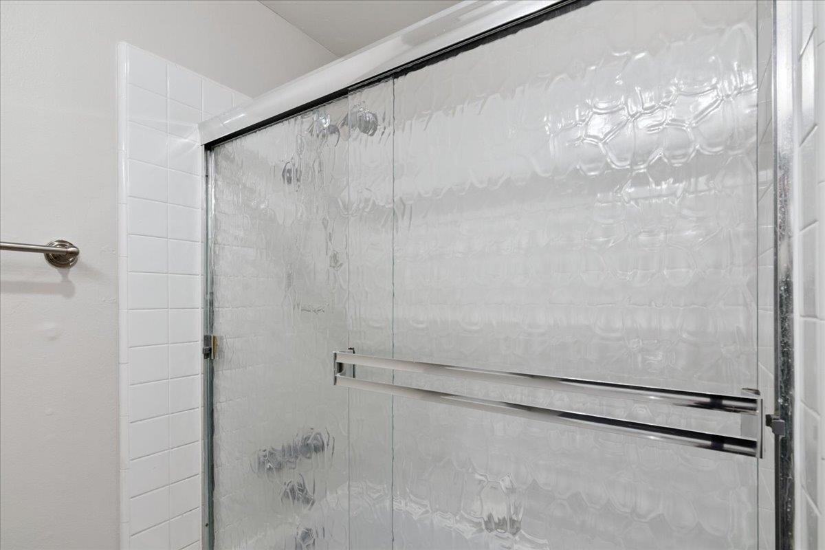 Detail Gallery Image 25 of 32 For 2420 Pleasant Hill Rd #4,  Pleasant Hill,  CA 94523 - 3 Beds | 1/1 Baths