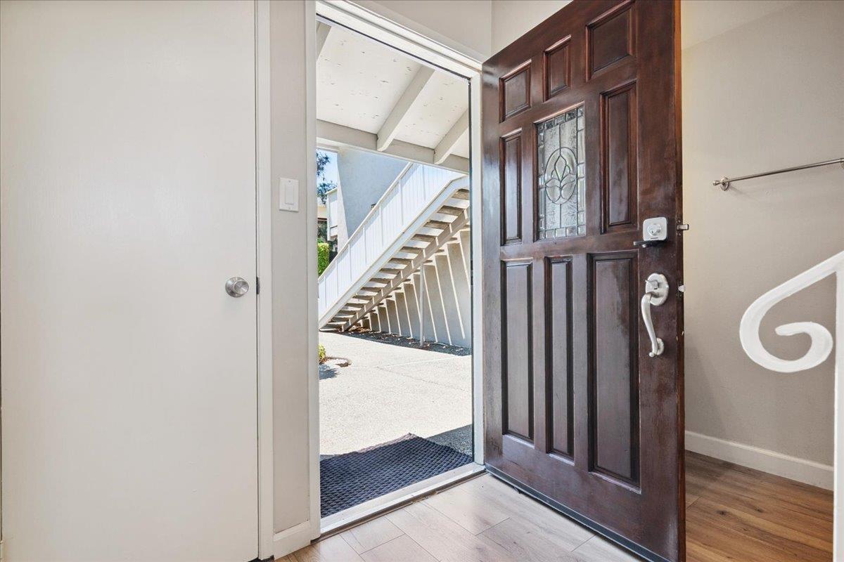 Detail Gallery Image 7 of 32 For 2420 Pleasant Hill Rd #4,  Pleasant Hill,  CA 94523 - 3 Beds | 1/1 Baths