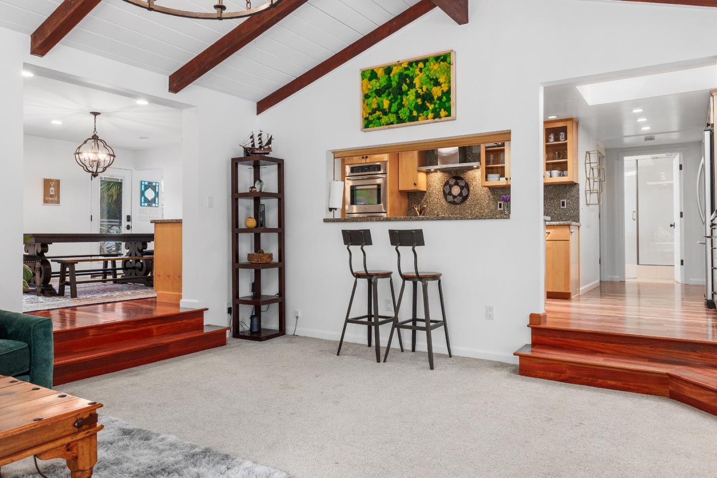 Detail Gallery Image 11 of 92 For 3625 N Main St, Soquel,  CA 95073 - 4 Beds | 4 Baths