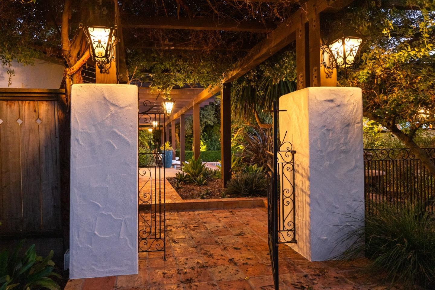 Detail Gallery Image 62 of 92 For 3625 N Main St, Soquel,  CA 95073 - 4 Beds | 4 Baths