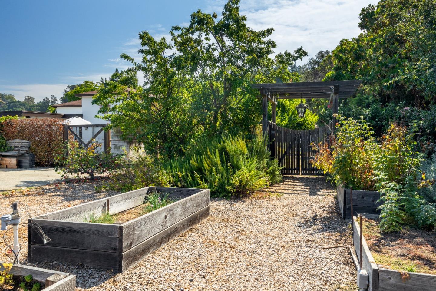 Detail Gallery Image 65 of 92 For 3625 N Main St, Soquel,  CA 95073 - 4 Beds | 4 Baths