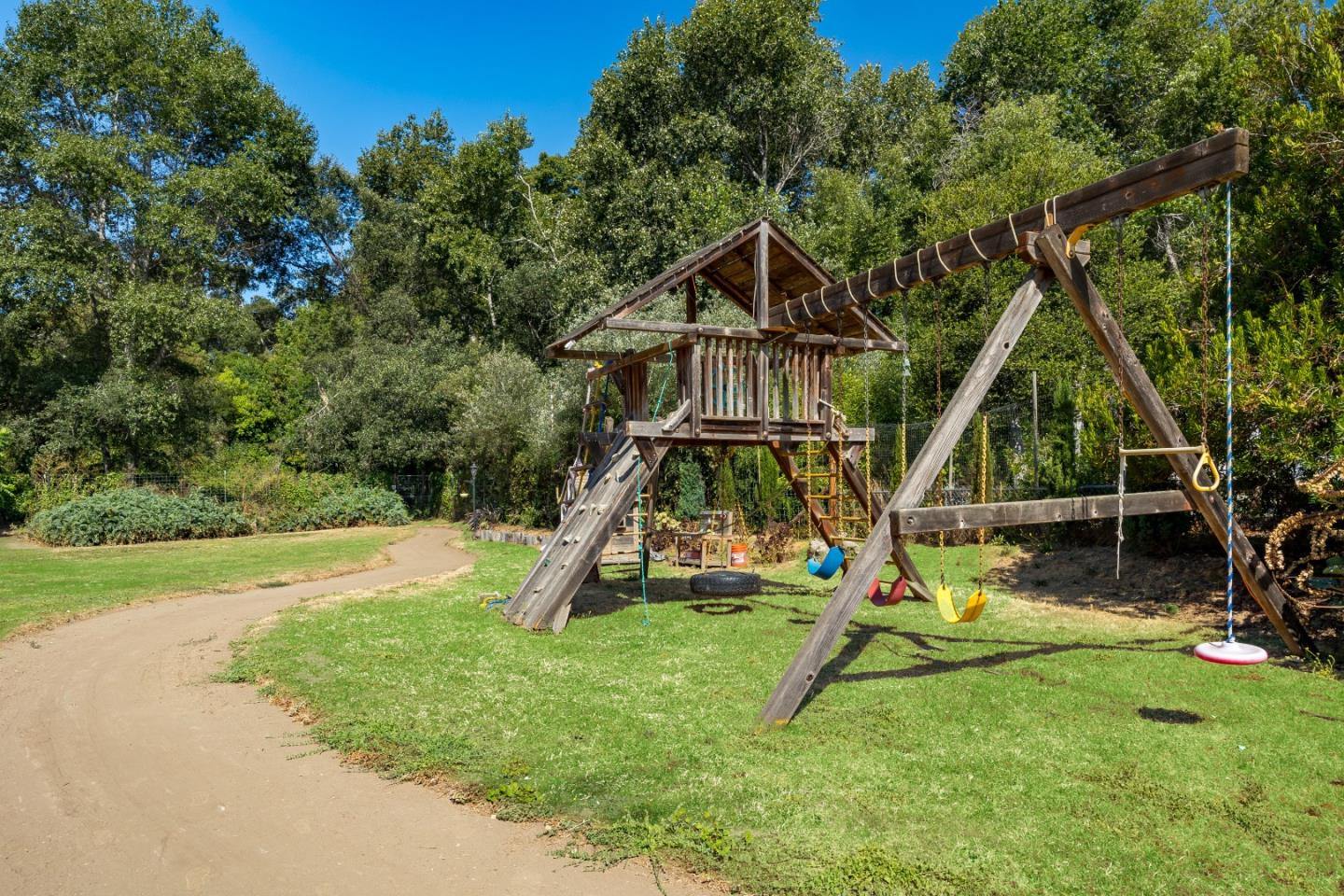 Detail Gallery Image 71 of 92 For 3625 N Main St, Soquel,  CA 95073 - 4 Beds | 4 Baths