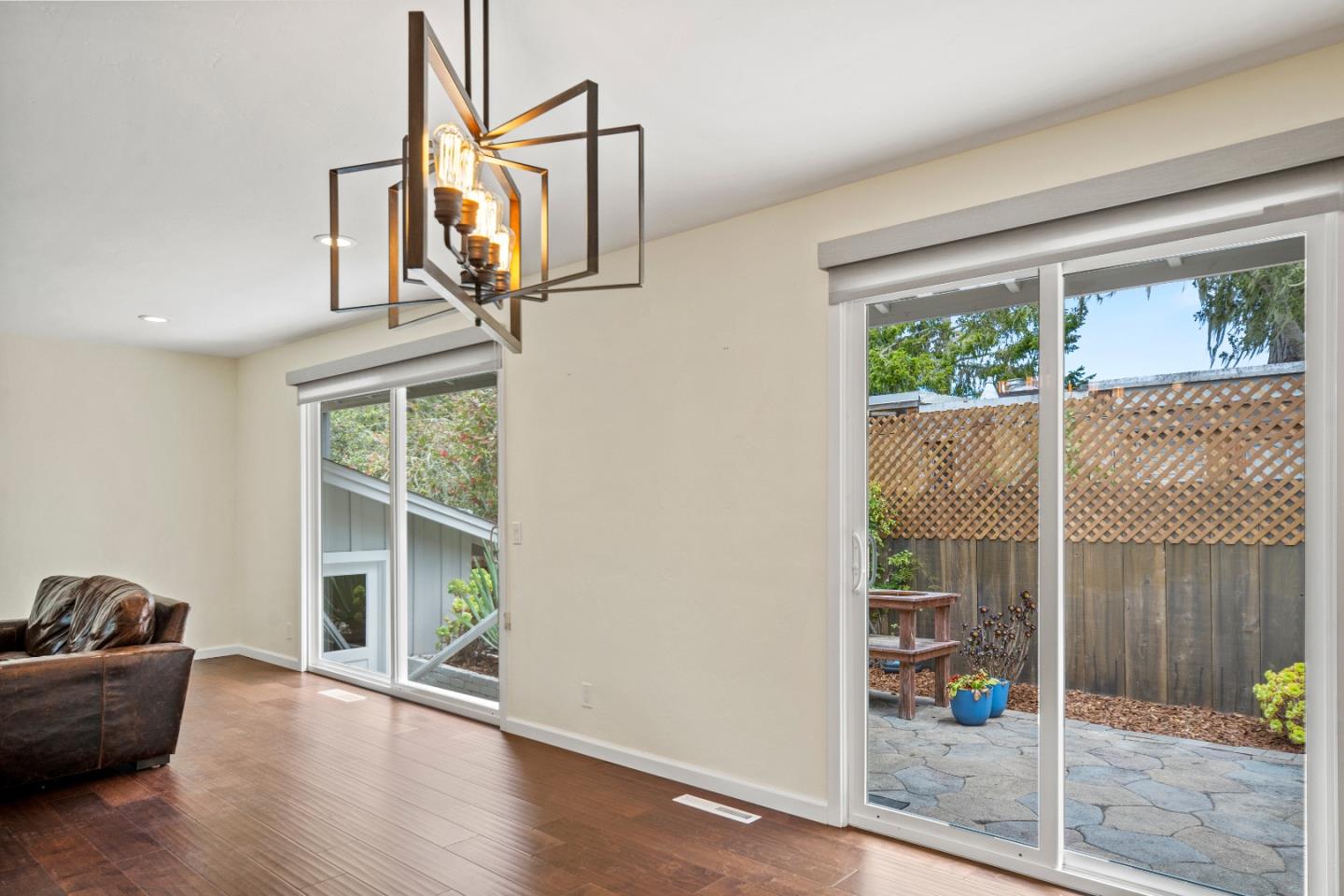 Detail Gallery Image 26 of 34 For 3380 San Luis Ave, Carmel,  CA 93923 - 3 Beds | 3 Baths