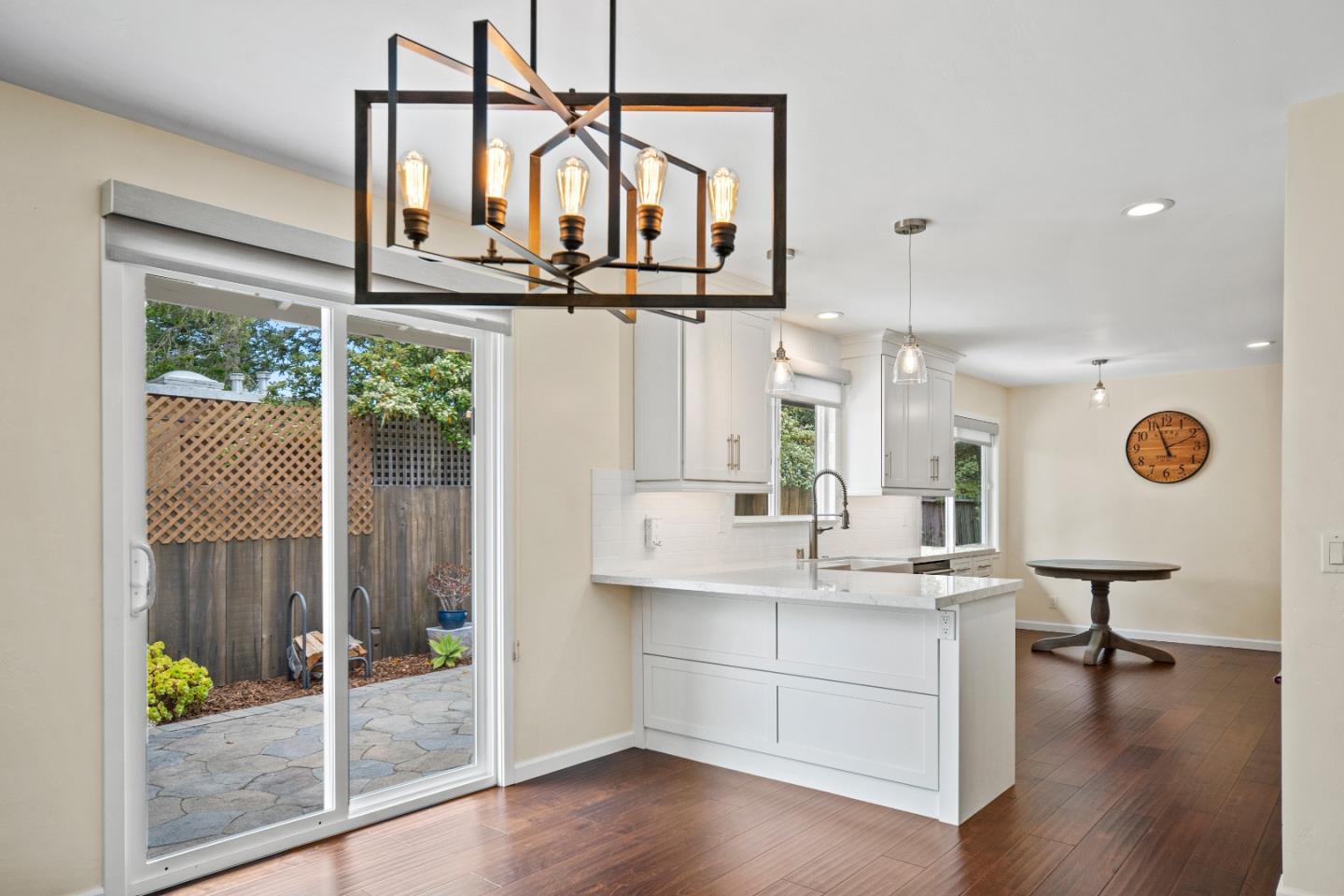 Detail Gallery Image 27 of 34 For 3380 San Luis Ave, Carmel,  CA 93923 - 3 Beds | 3 Baths