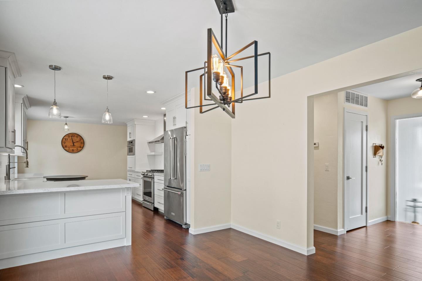 Detail Gallery Image 28 of 34 For 3380 San Luis Ave, Carmel,  CA 93923 - 3 Beds | 3 Baths