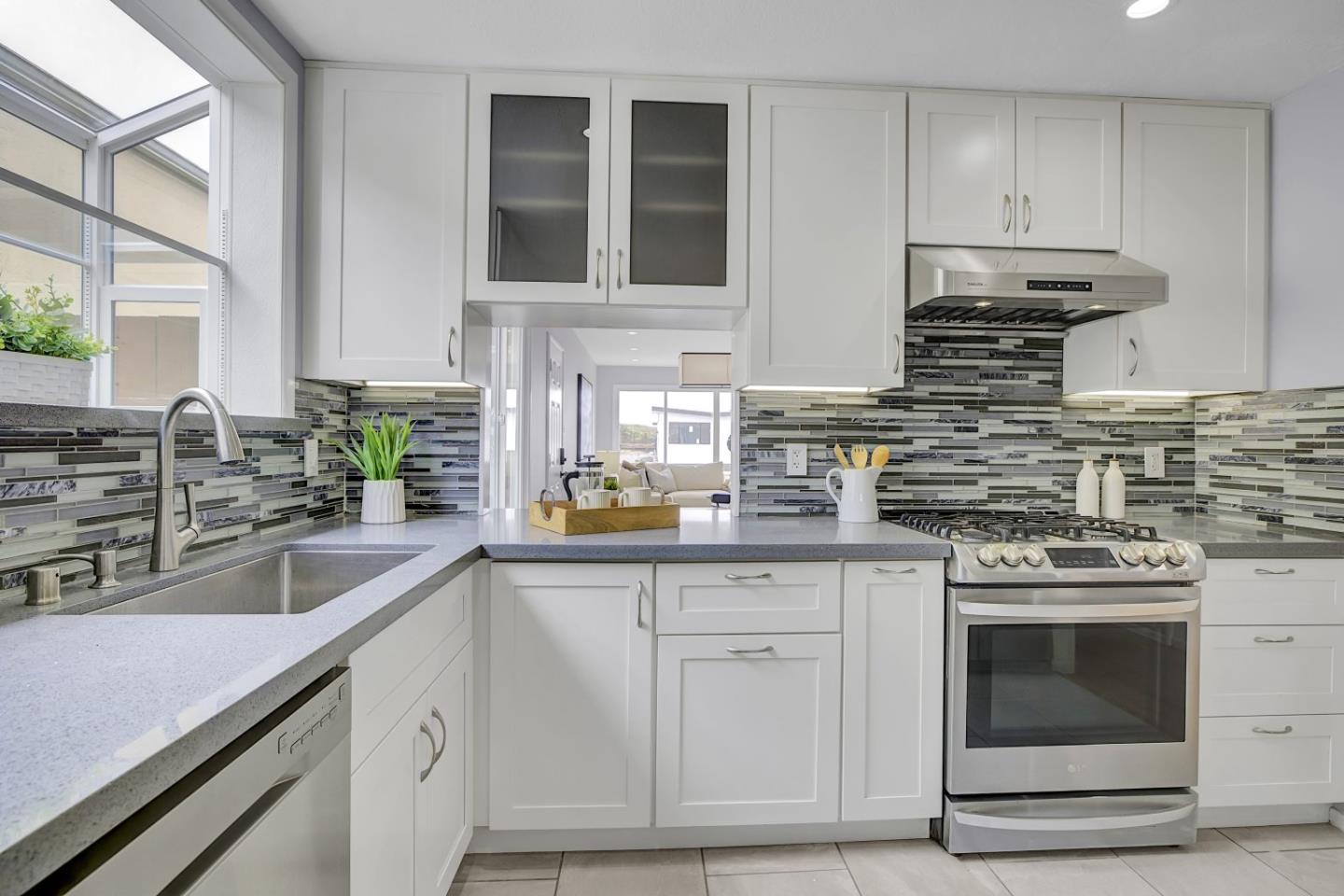 Detail Gallery Image 13 of 41 For 59 Wavecrest Dr, Daly City,  CA 94015 - 3 Beds | 2 Baths