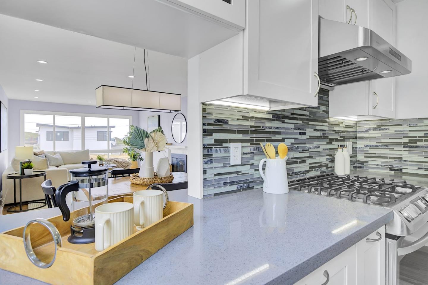 Detail Gallery Image 14 of 41 For 59 Wavecrest Dr, Daly City,  CA 94015 - 3 Beds | 2 Baths