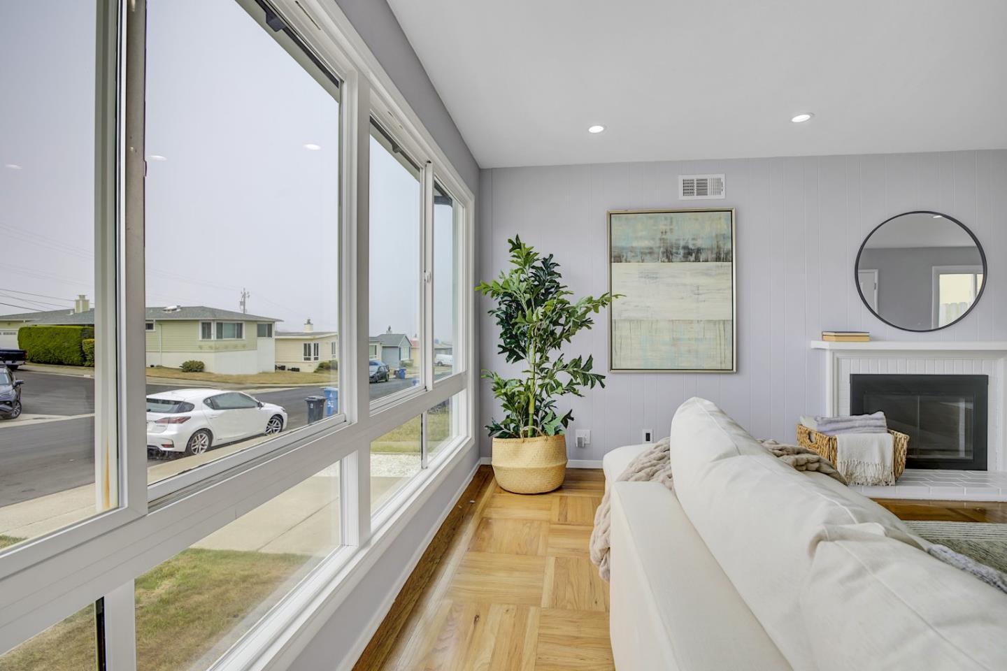 Detail Gallery Image 6 of 41 For 59 Wavecrest Dr, Daly City,  CA 94015 - 3 Beds | 2 Baths